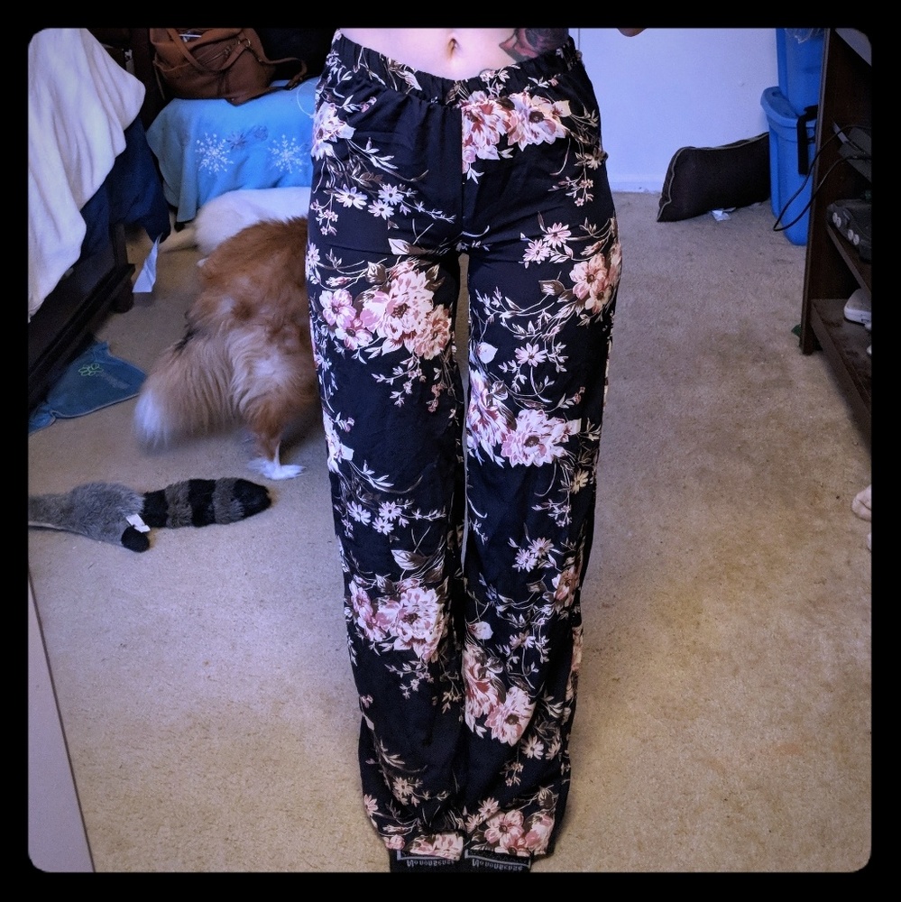 Floral pallazzo pants